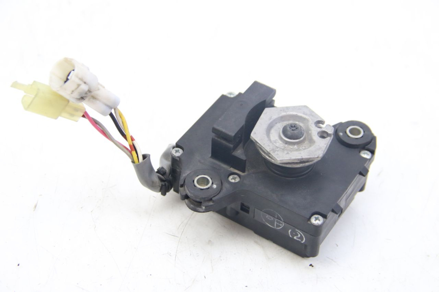 photo de VALVE D'ÉCHAPPEMENT DU MOTEUR KAWASAKI Z ABS 1000 (2014 - 2020)