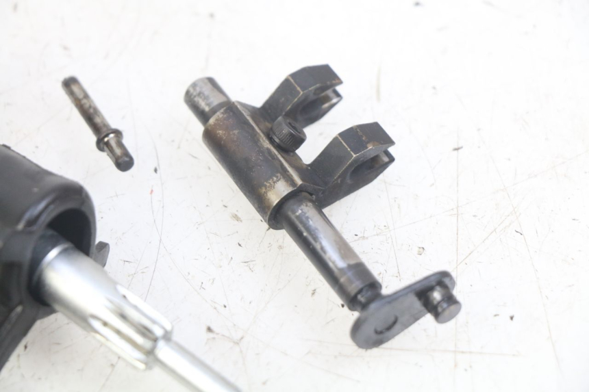 photo de MOTEUR VALVE ECHAPPEMENT KAWASAKI KX 85 (2001 - 2013) - Détails caractéristiques