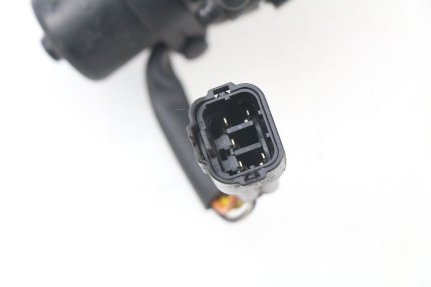 photo de MOTEUR VALVE ECHAPPEMENT DUCATI M796 MONSTER 796 (2010 - 2014) - Gros plan technique