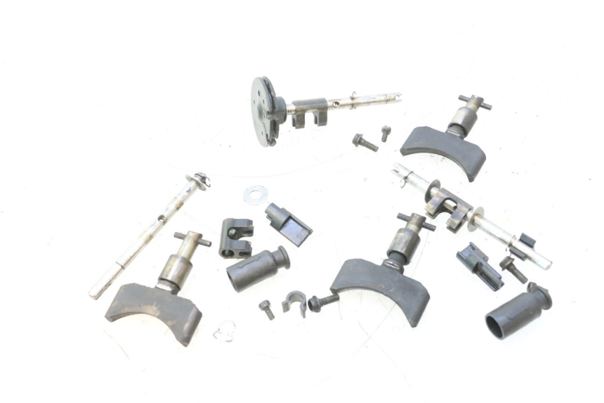 photo de MOTEUR VALVE ECHAPPEMENT YAMAHA WAVE RUNNER GP R 1200 (2000 - 2003) - État de surface