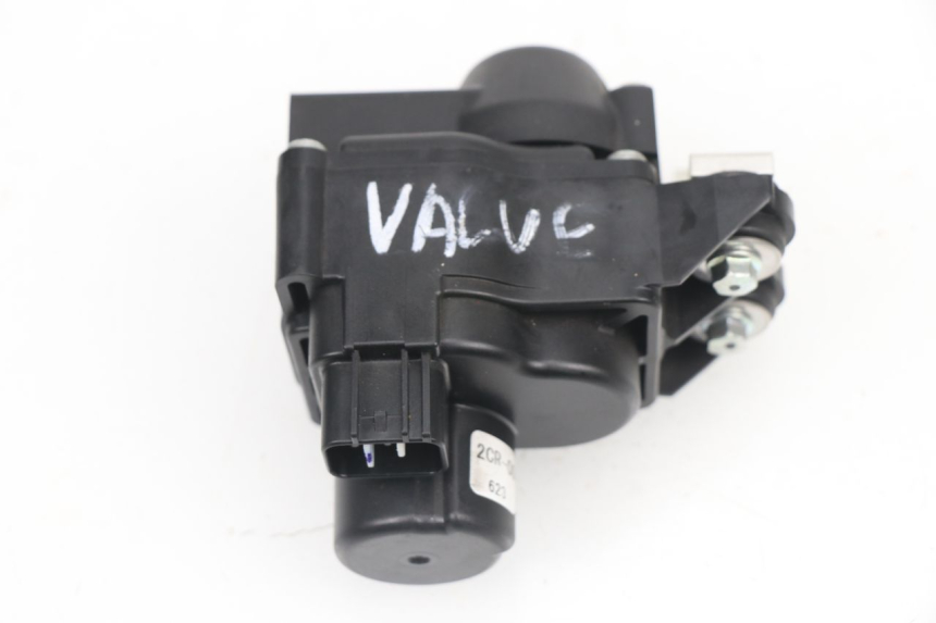 photo de MOTEUR VALVE ECHAPPEMENT YAMAHA YZF R1M R1 M 1000 (2015 - 2020)