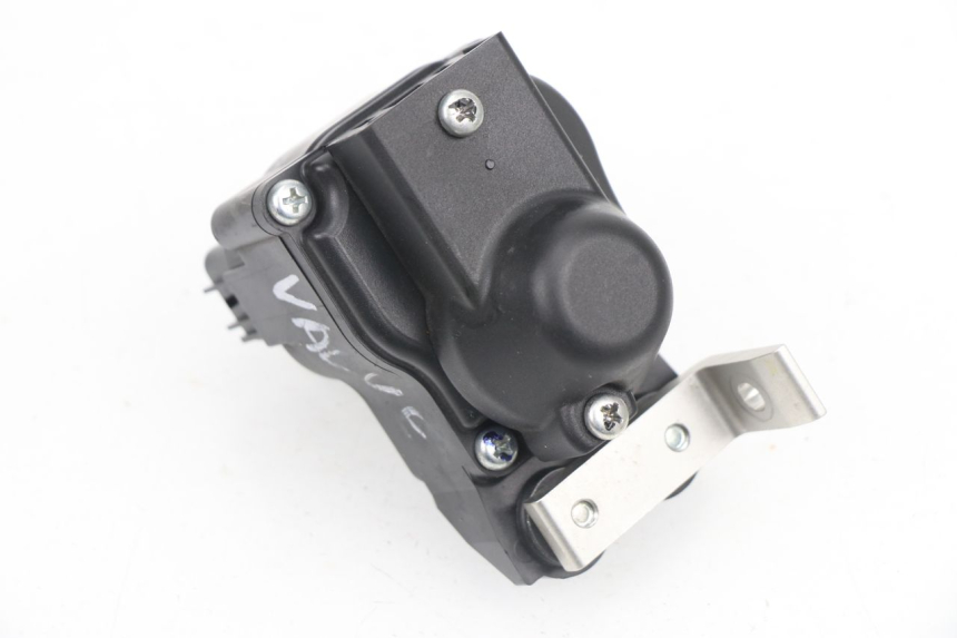 photo de MOTEUR VALVE ECHAPPEMENT YAMAHA YZF R1M R1 M 1000 (2015 - 2020)