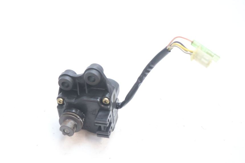 photo de MOTEUR VALVE ECHAPPEMENT YAMAHA YZF R GENESIS 750 (1993 - 1998) - Zoom état d’usage