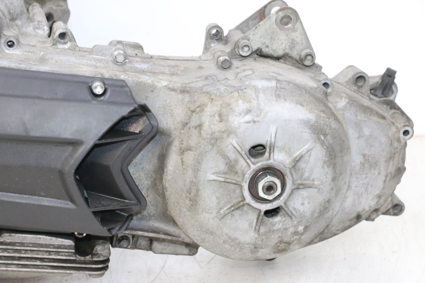 photo de MOTEUR PIAGGIO VESPA GTS SUPER IE 125 (2009 - 2016) - Vue produit