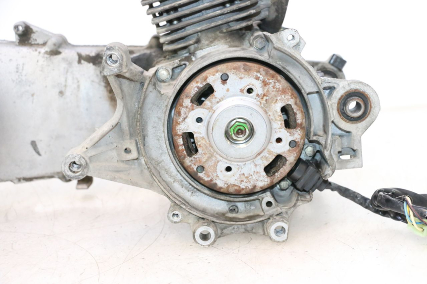 photo de MOTEUR PEUGEOT VIVACITY 50 (2004 - 2009) - Inspection visuelle