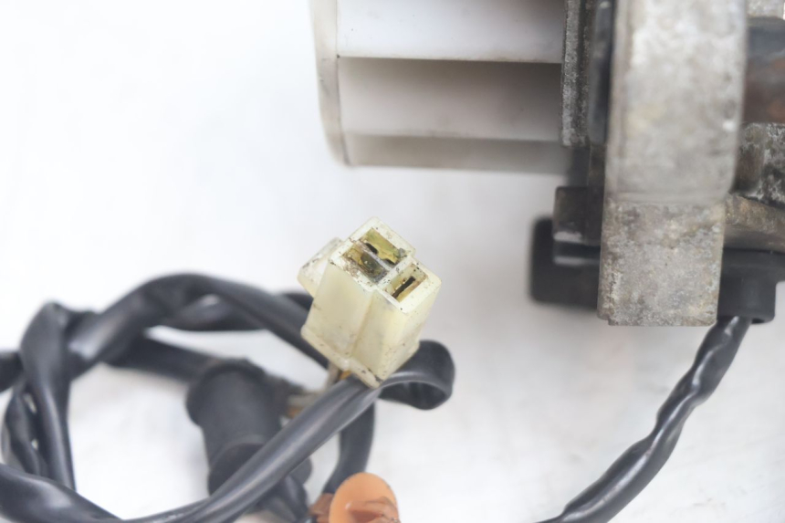 photo de MOTEUR PEUGEOT VIVACITY 100 (1999 - 2008) - Vue rapprochée