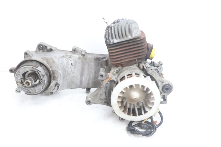 photo de MOTEUR PEUGEOT VIVACITY 100 (1999 - 2008) - État de surface