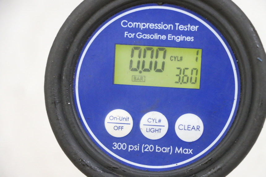 photo de MOTEUR YAMAHA XMAX X-MAX 125 (2006 - 2009) - Gros plan technique