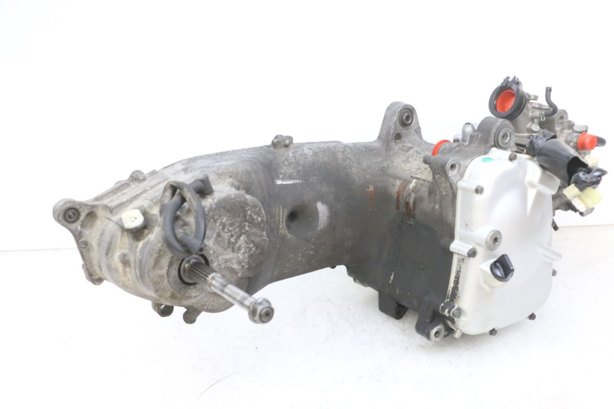 photo de MOTEUR YAMAHA XMAX X-MAX 125 (2006 - 2009) - État de surface