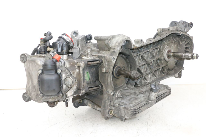 photo de MOTEUR PIAGGIO X8 125 (2004 - 2007) - Autre angle de vue