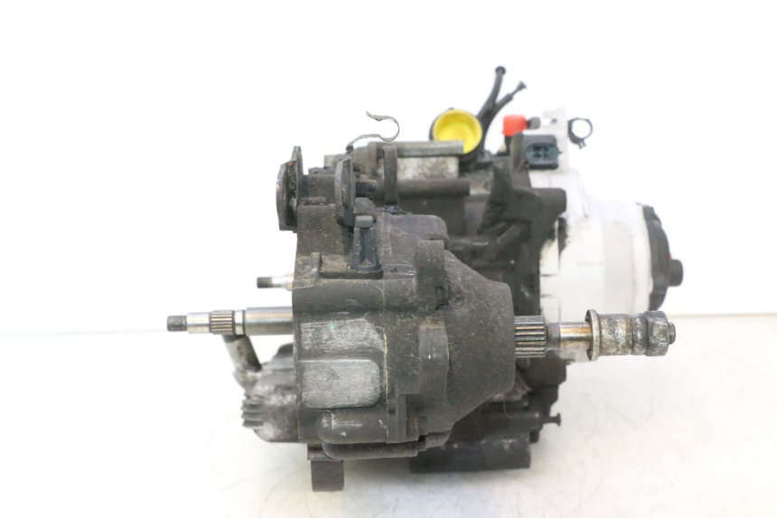 photo de MOTEUR PIAGGIO X9 AMALFI 180 (2000 - 2003) - Angle alternatif