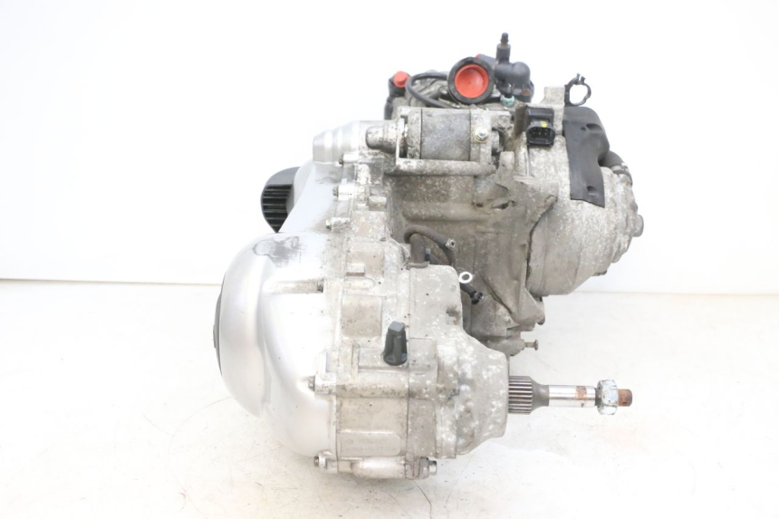 photo de MOTEUR PIAGGIO XEVO - X EVO 125 (2007 - 2016) - État de surface