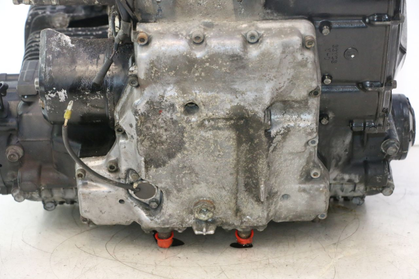 photo de MOTEUR YAMAHA XJR 1300 (1998 - 2002) - Gros plan technique