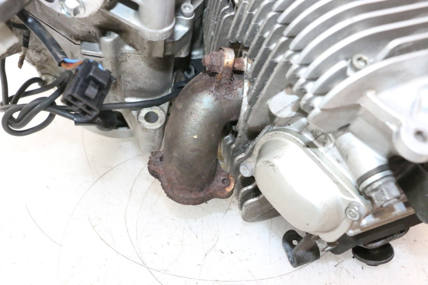 photo de MOTEUR YAMAHA XV VIRAGO 535 (1988 - 2004) - Gros plan technique