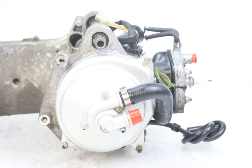 photo de MOTEUR YAMAHA AEROX 2T 50 (2013 - 2017)