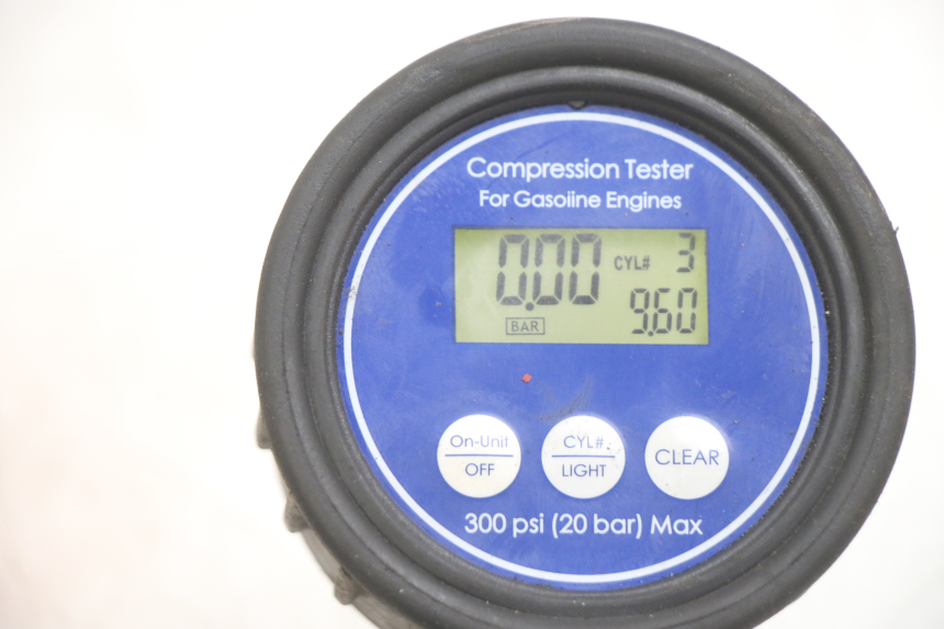photo de MOTEUR YAMAHA XJN DIVERSION 600 (2000 - 2003)