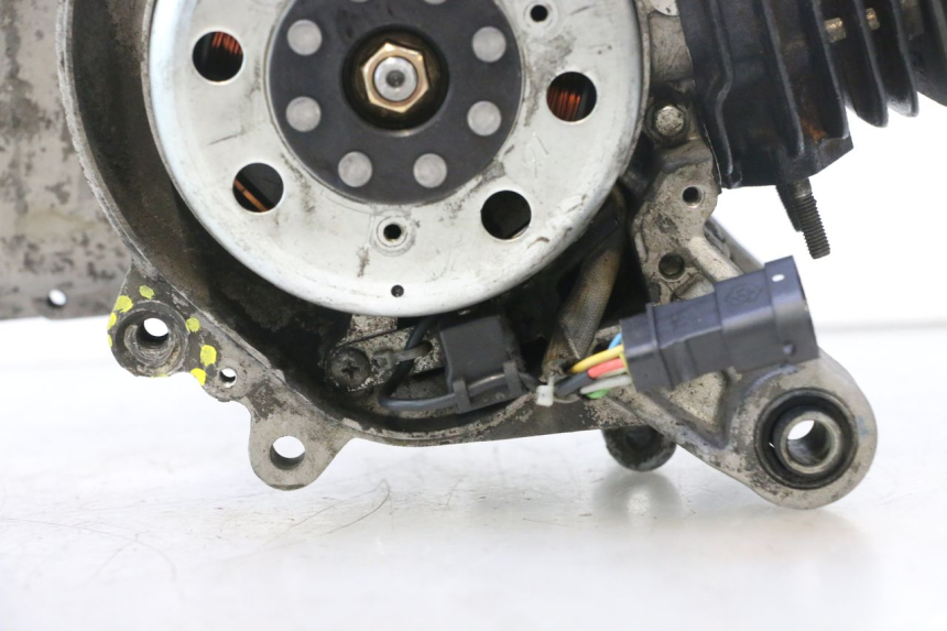 photo de MOTEUR PIAGGIO ZIP 2T 50 (2009 - 2019) - Points de fixation