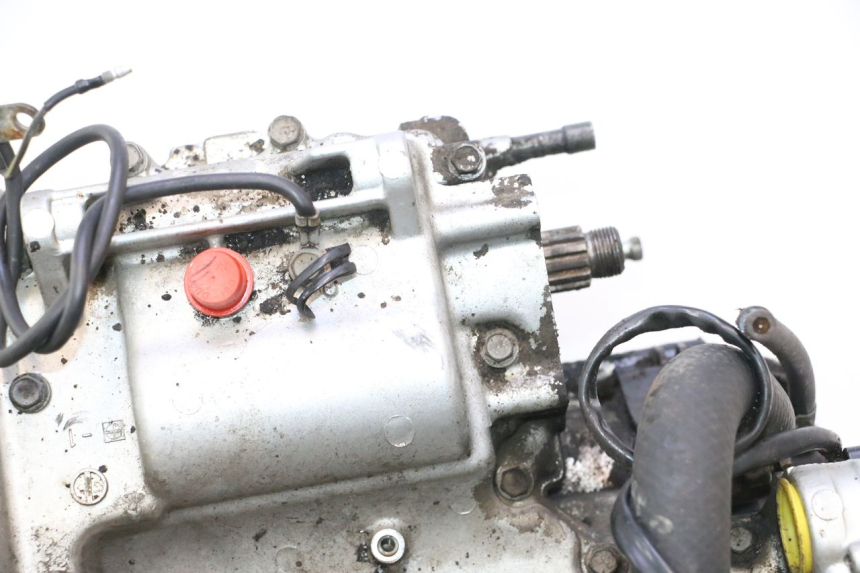 photo de MOTEUR KAWASAKI ZX-6R ZX6R 600 (1995 - 1997) - Angle alternatif