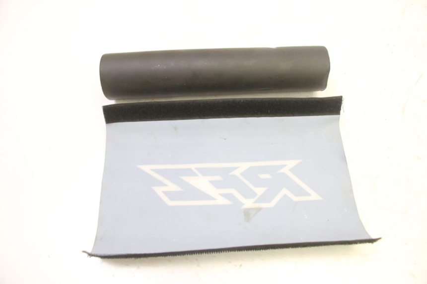 photo de MOUSSE DE GUIDON APOLLO RFZ 125