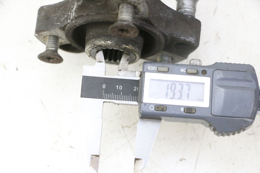 photo de MOYEU ROUE ARRIERE PEUGEOT ELYSTAR 50 (2002 - 2014)