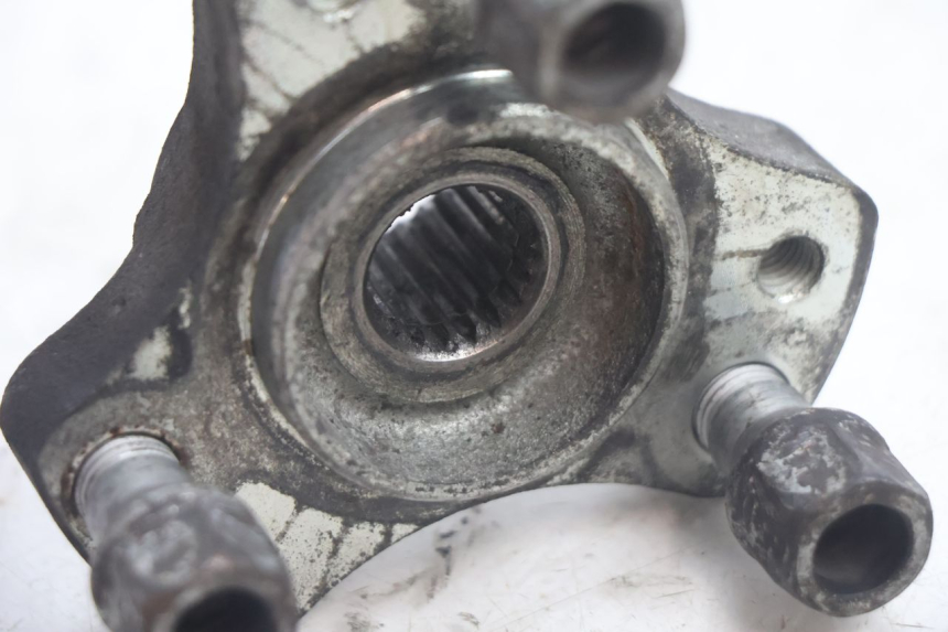 photo de MOYEU ROUE ARRIERE PEUGEOT SATELIS 125 (2006 - 2009) - Autre angle de vue
