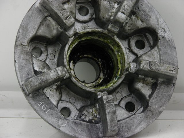photo de MOYEU ROUE ARRIERE SUZUKI SV S 650 (2003 - 2009)