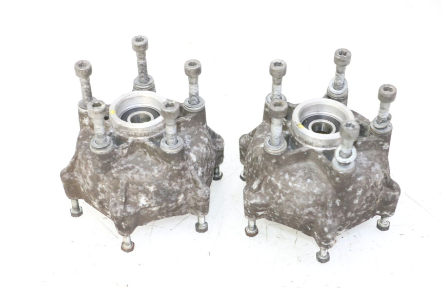 photo de MOYEU ROUE AVANT PIAGGIO MP3 LT 300 (2010 - 2016) - Autre angle de vue