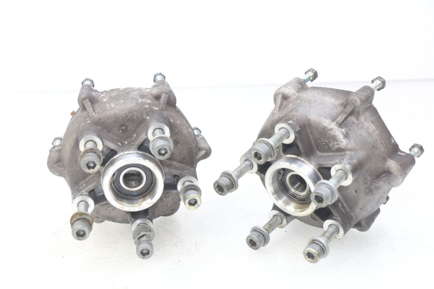 photo de MOYEU ROUE AVANT PIAGGIO MP3 500 (2014 - 2016)