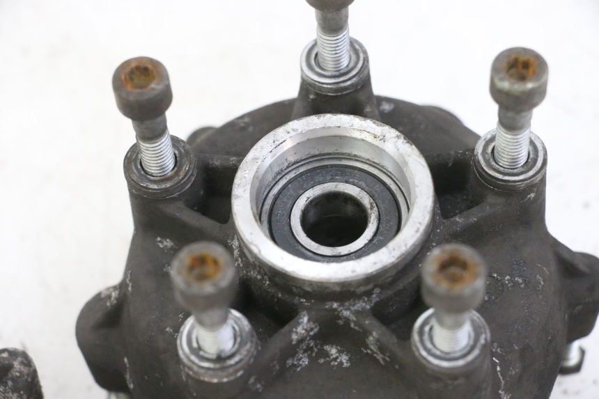 photo de MOYEU ROUE AVANT PIAGGIO MP3 500 (2011 - 2015)