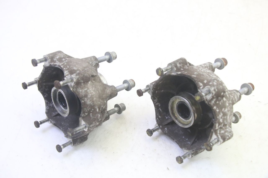 photo de MOYEU ROUE AVANT PIAGGIO MP3 RL 250 (2006 - 2010) - Autre angle de vue