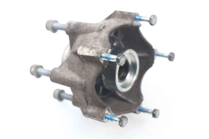 photo de MOYEU ROUE AVANT PIAGGIO PRIMAVERA 125 (2013 - 2021) - Gros plan technique