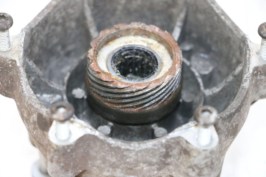 photo de MOYEU ROUE AVANT PIAGGIO VESPA GTS SUPER IE 125 (2009 - 2016) - Vue d’ensemble