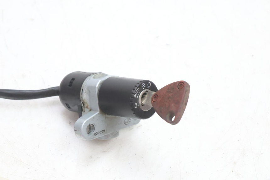 photo de NEIMAN RIEJU MRT PRO SUPERMOTARD 50 (2007 - 2018) - Zoom état d’usage