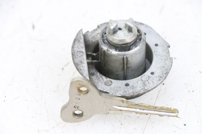 photo de NEIMAN PIAGGIO NEW TYPHOON 50 (2018 - 2021) - Zoom état d’usage