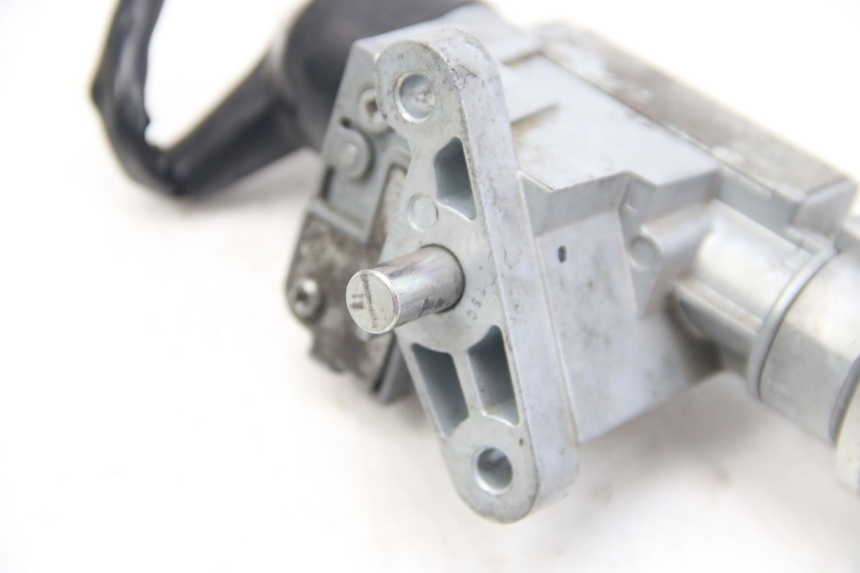 photo de NEIMAN SUZUKI SIXTEEN 125 (2008 - 2010) - Vue d’ensemble