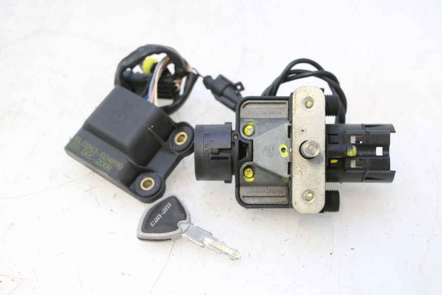 photo de NEIMAN CAN-AM SPYDER RS 1000 (2008 - 2012) - Autre angle de vue