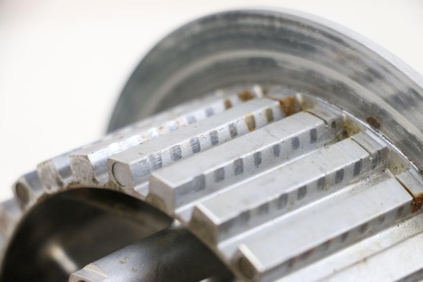 photo de NOIX EMBRAYAGE YAMAHA FJR ABS 1300 (2006 - 2012) - Autre angle de vue