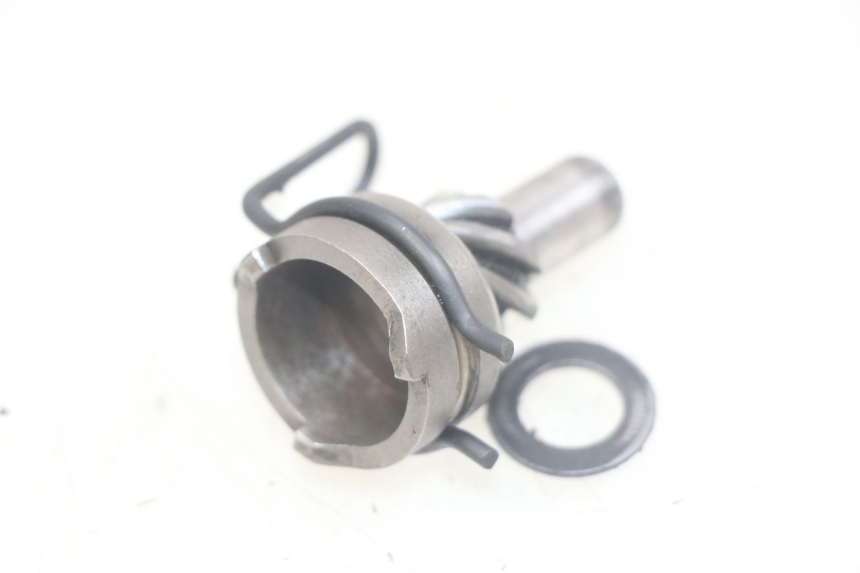 photo de NOIX KICK PEUGEOT KISBEE 2T 50 (2010 - 2017) - Zoom état d’usage