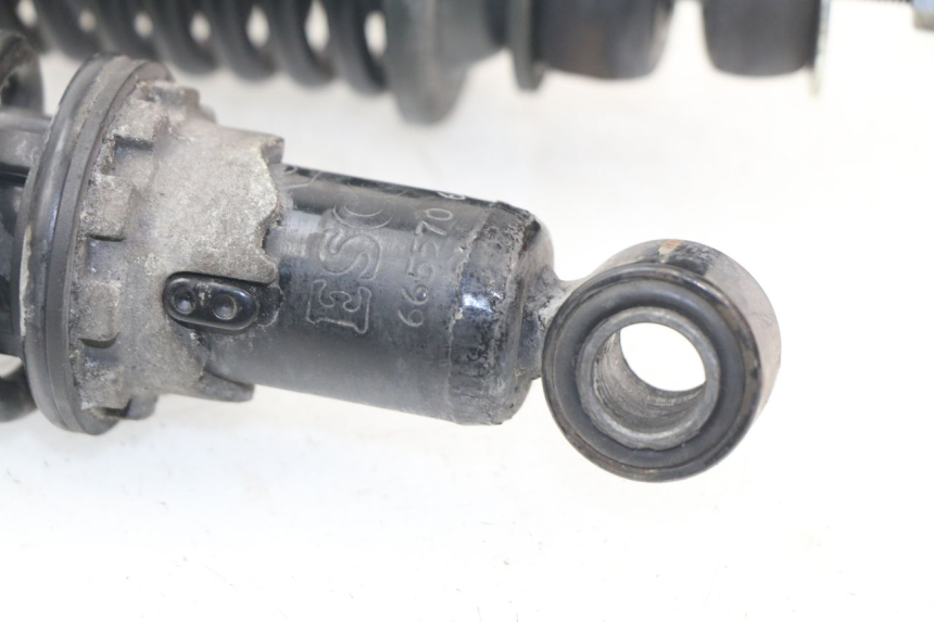 photo de PAIRE AMORTISSEUR ARRIERE PIAGGIO VESPA GTS SUPER IE 125 (2009 - 2016) - Points de fixation