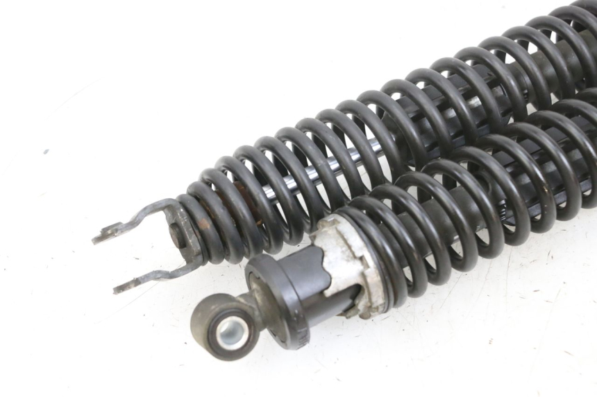 photo de PAIRE AMORTISSEUR ARRIERE YAMAHA YP MAJESTY 125 (2002 - 2006) - Gros plan technique