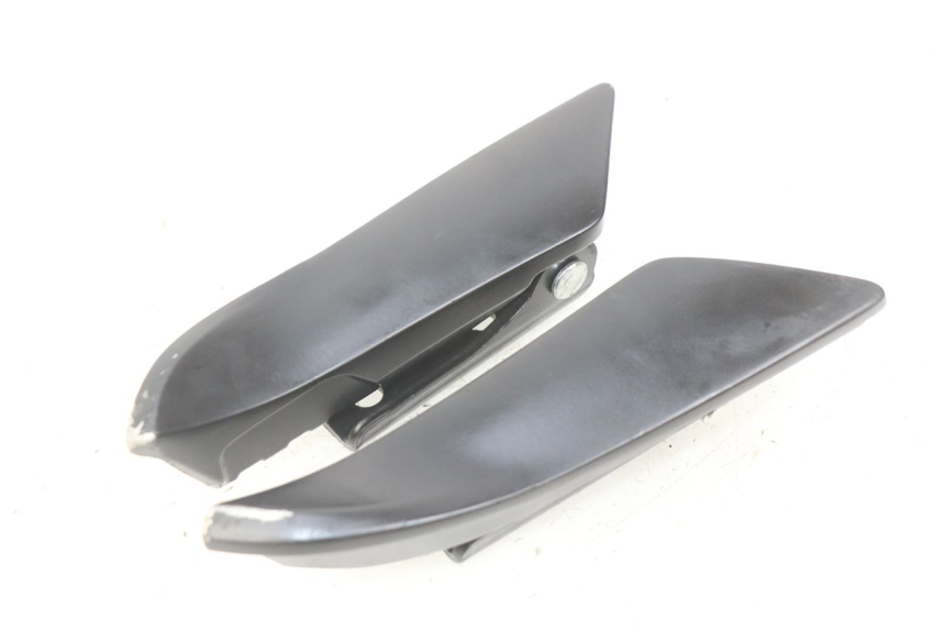 photo de PAIRE CALE PIED ARRIERE APRILIA SXR 50 (2021 - 2023)