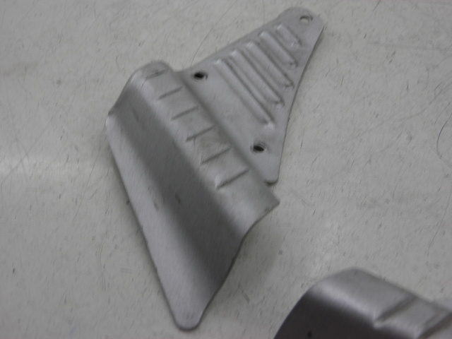 photo de PAIRE CALE PIED ARRIERE BAOTIAN TRAVEL SPIRIT 50 (2010 - 2012)