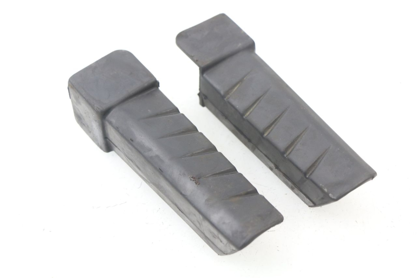 photo de PAIRE CALE PIED ARRIERE HONDA FES PANTHEON 125 (2003 - 2007)