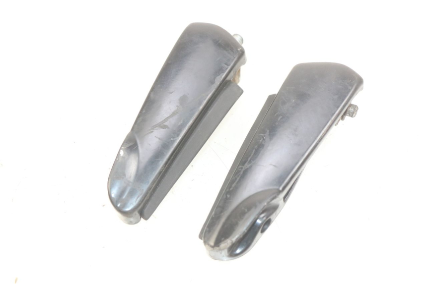 photo de PAIRE CALE PIED ARRIERE GILERA NEXUS 125 (2007 - 2009)