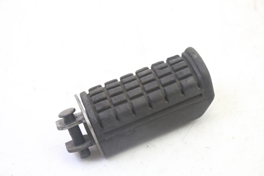 photo de PAIRE CALE PIED ARRIERE DAELIM HISTORY 125 (2001 - 2002)