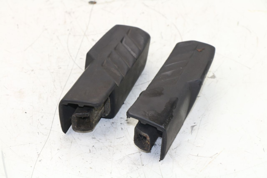 photo de PAIRE CALE PIED ARRIERE HONDA FES S-WING SWING 125 (2007 - 2015)