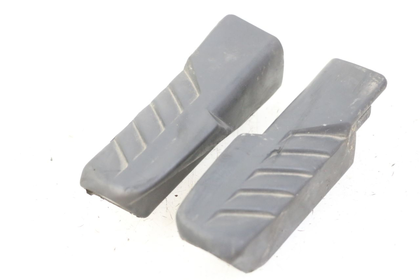 photo de PAIRE CALE PIED ARRIERE HONDA FES S-WING SWING ABS 125 (2007 - 2015)