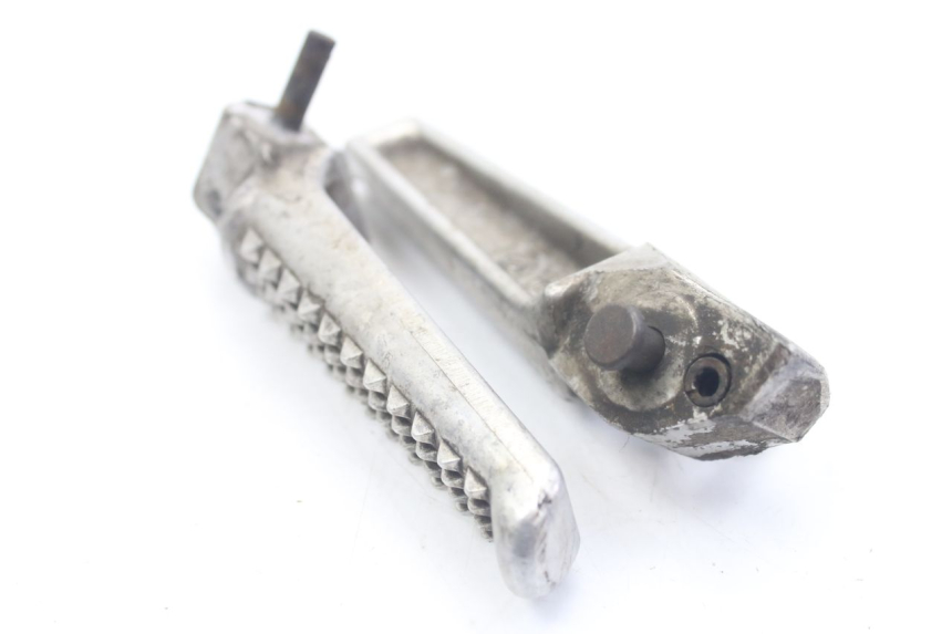 photo de PAIRE CALE PIED ARRIERE HONDA VFR FI RC46 800 (1998 - 2001)
