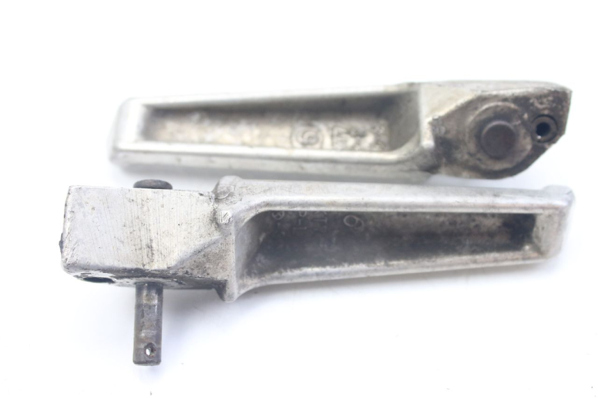 photo de PAIRE CALE PIED ARRIERE HONDA VFR FI RC46 800 (1998 - 2001)