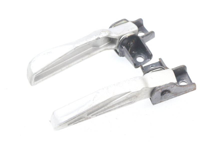 photo de PAIRE CALE PIED ARRIERE SYM JET 4 50 (2010 - 2014)
